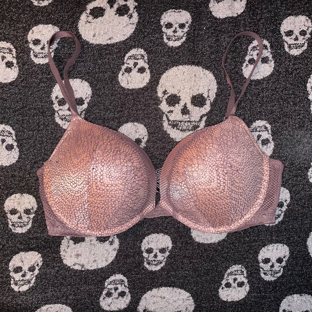 Victoria’s Secret Very Sexy Push Up Bra 36D
